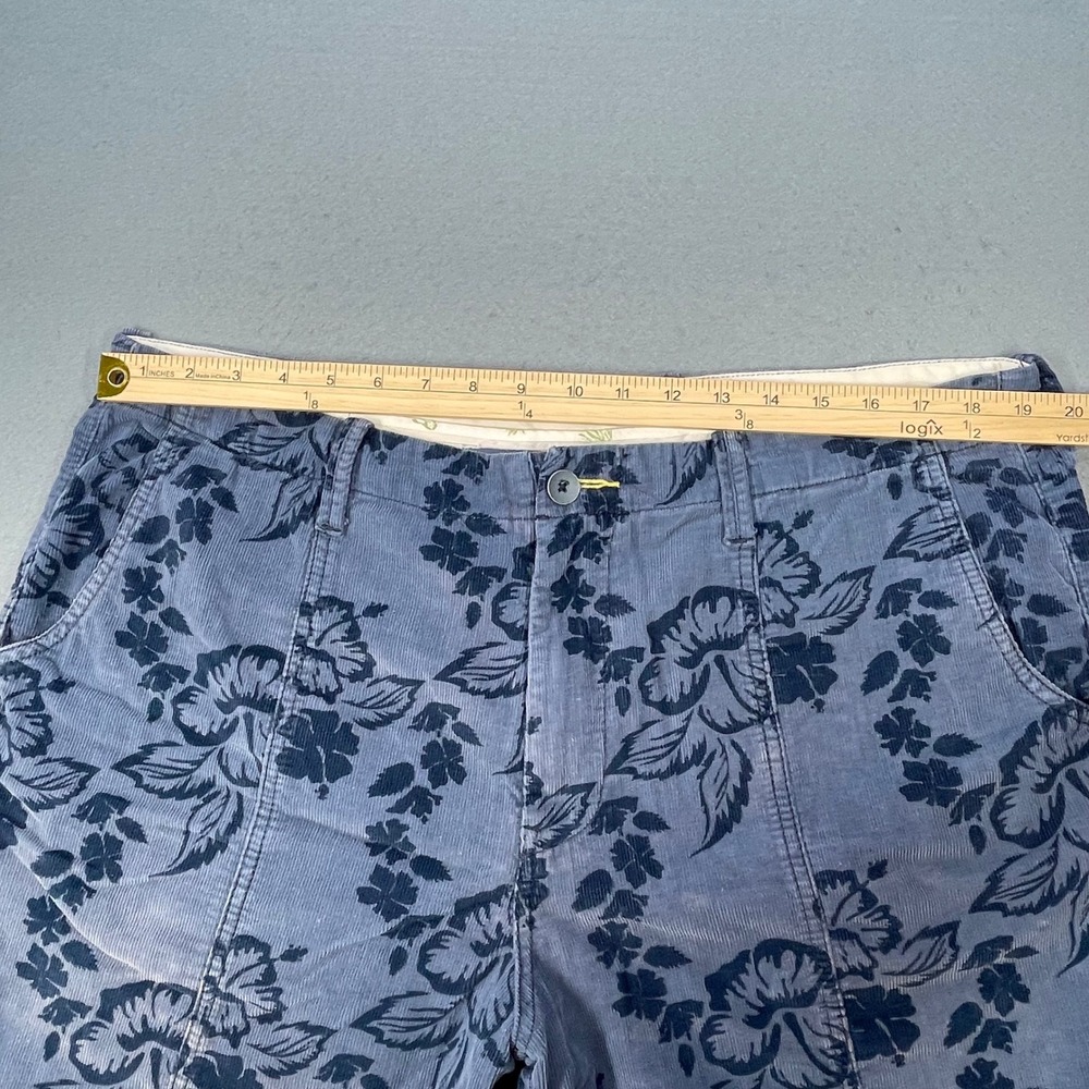 Tommy Bahama Blue Floral Corduroy Relaxed Shorts Mens 38 - Picture 6 of 9